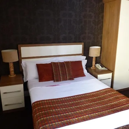 Hotell The White Lady